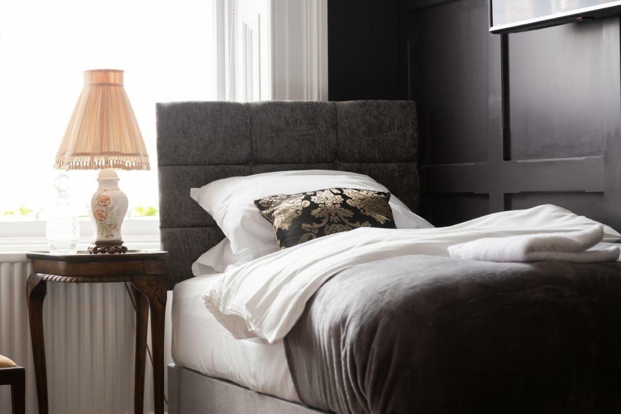 The Warren Belfast Bed & Breakfast Екстериор снимка